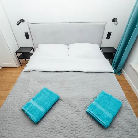 Pobookowane Chmielna Old Town *