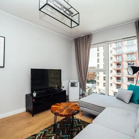 Pobookowane Chmielna Old Town