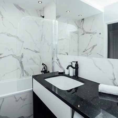 Apartamento Pobookowane Chmielna Old Town *