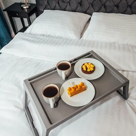 Pobookowane Chmielna Old Town Apartment