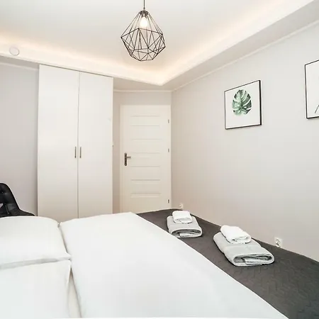 Pobookowane Chmielna Old Town Apartment