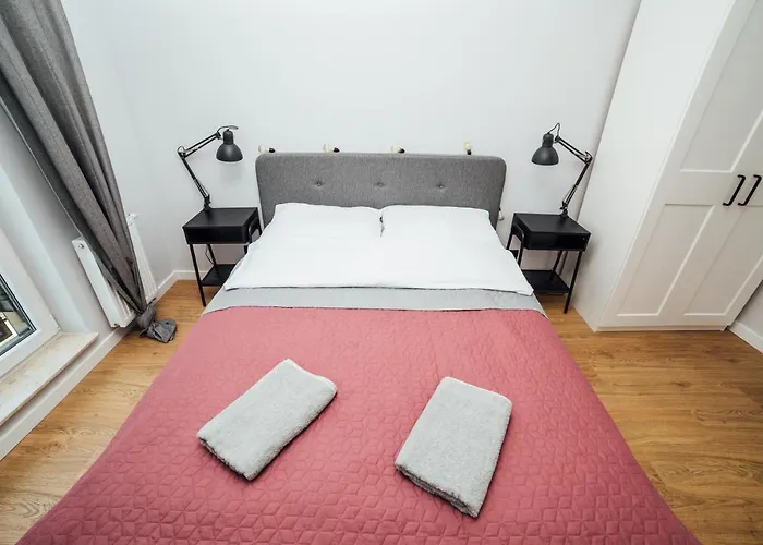 Pobookowane Chmielna Old Town Apartment