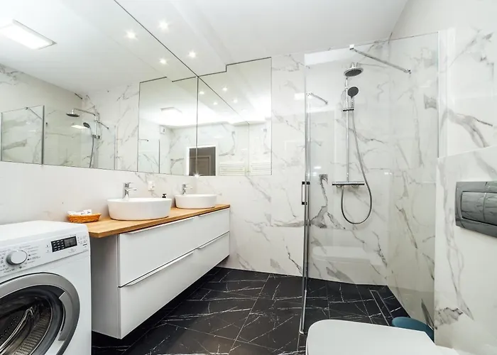 Pobookowane Chmielna Old Town Apartment