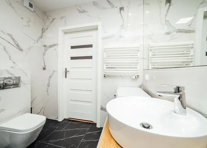 Pobookowane Chmielna Old Town * 그단스크